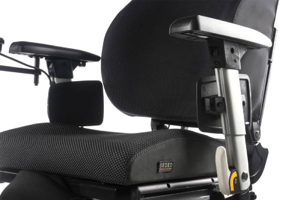 caracteristicas-silla-de-ruedas-electrica-q700-f-sedeo-pro-detalle