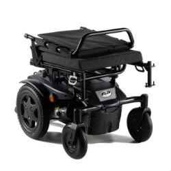 caracteristica-silla-de-ruedas-electrica-compacta-quickie-q100r-facil-transporte