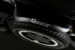 caracteristicas-silla-de-ruedas-electrica-traccion-central-quickie-q500-m-sedeo-pro-gran-maniobrabilidad